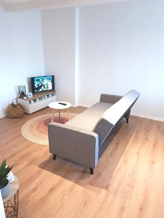 Zoo Karlovarska Apartment เปิลเซน ภายนอก รูปภาพ